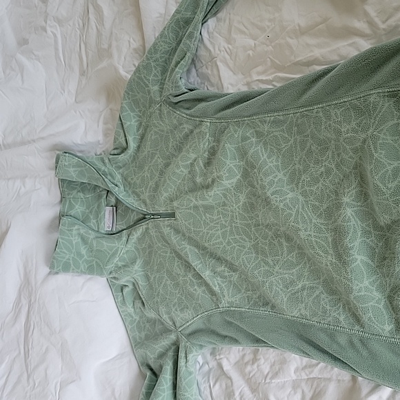 Columbia top - Picture 1 of 1